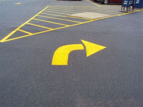 Industrial & Scientific 40 Parking Lot Arrow Stencils MATCHING Height 40 Inch 60 Mil - Parking ...