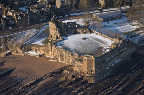 Topofly: St Andrews Cathedral, Pier and Castle from the Air