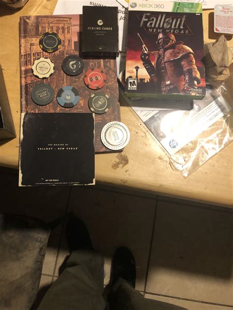 What’s inside fallout new Vegas collectors edition : r/falloutnewvegas