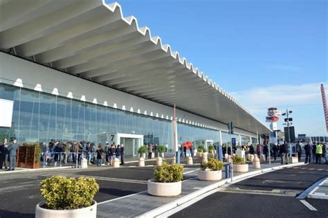 Roma | Nuovo terminal E dell'aeroporto di Fiumicino - Urbanfile Blog