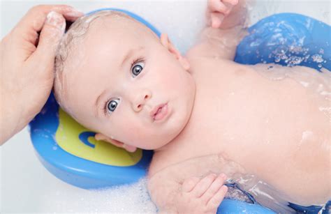 How Often Should You Bathe Your Baby? | HuffPost