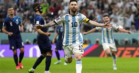 Argentina 3-0 Croatia: Lionel Messi Gets a Second Shot at the World Cup - Nationwide 90FM