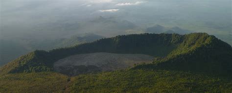 Mount Bisoke - Rwanda mountains, bisoke moutain rwanda