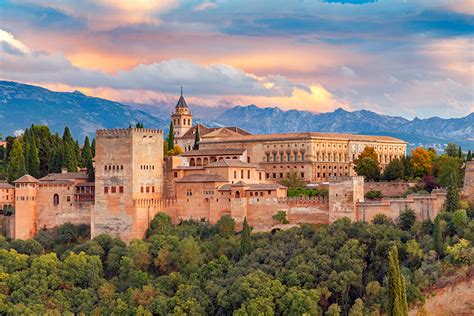 Alhambra - History and Facts | History Hit