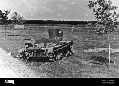 Russian flamethrower tank Black and White Stock Photos & Images - Alamy