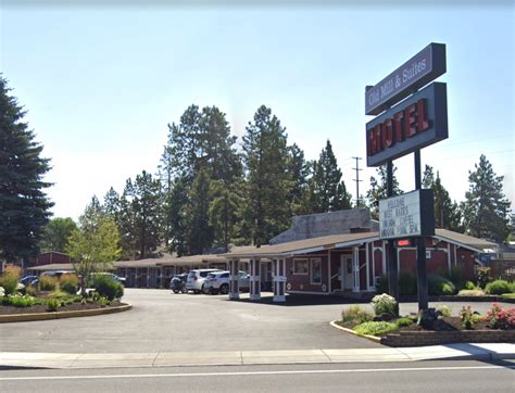 SOLD: Old Mill Inn & Suites - NW Hotel Investor : NW Hotel Investor