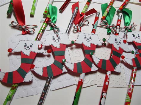 Creative Cricut Designs & More....: Christmas Pencil Tags