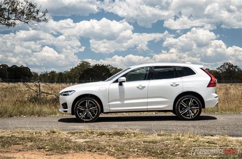 2018 Volvo XC60 T8 review (video) | PerformanceDrive