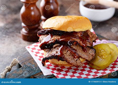 Smoked Beef Brisket Sandwich Stock Image - Image of cooking, foodporn: 177665913