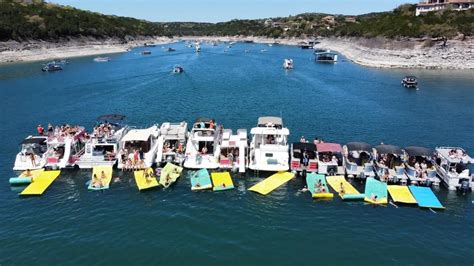 Best Party Boats & Yacht Rentals on Lake Travis in Austin, TX