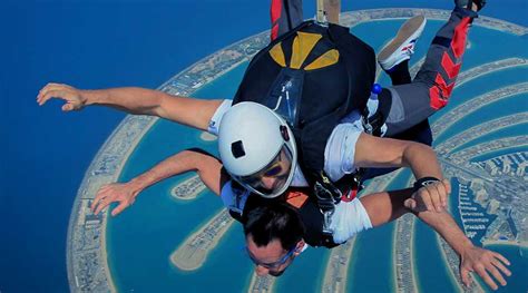 skydive-at-palm-jumeirah - Discover the UAE