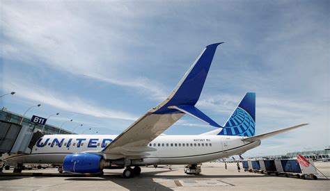 United Airlines gets summer ready; to add over 480 flights to U.S. schedule | Reuters