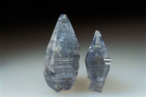 Corundum | Aluminum Oxide, Gemstone, Abrasive | Britannica