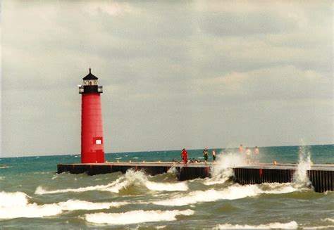 Al's Lighthouses: Wisconsin - Kenosha Pierhead Lighthouse