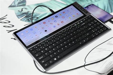 This multifunction keyboard has a built-in 12.6 inch touchscreen display (crowdfunding) - Liliputing