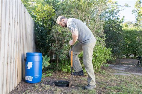 How To Make A DIY Dog Poo Compost - The Green Hub