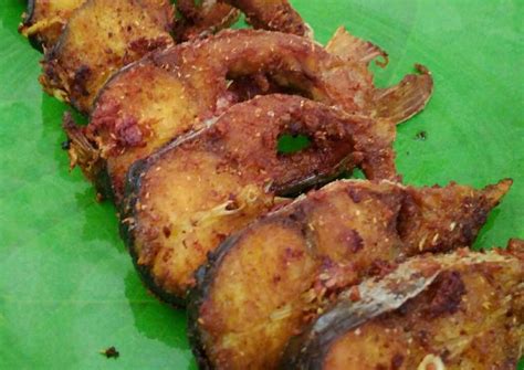 Resep Ikan Patin Goreng Bumbu Kunyit oleh Tiya Christya - Cookpad