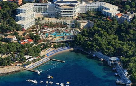 10 Best Beach Resorts in Croatia (with Map & Photos) - Touropia