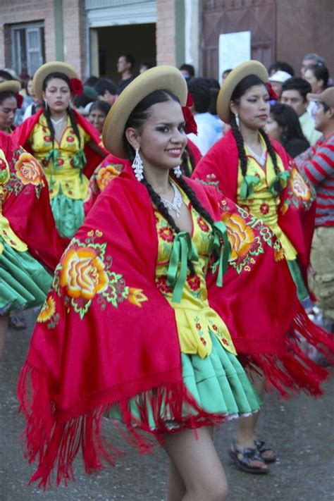 Carneval in the campo, fiesta in San Lorenzo | Carnival girl, Folk ...