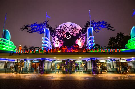 Oogie Boogie Bash at Disneyland Resort | Attraction Insight