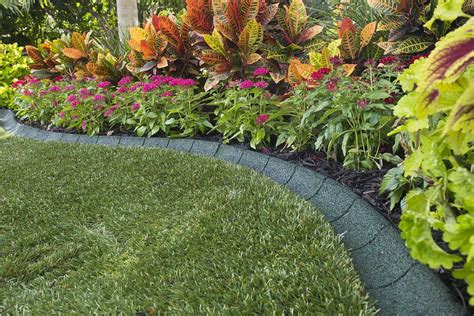 17 Recycled Rubber Garden Border Edging Ideas You Should Look | SharonSable