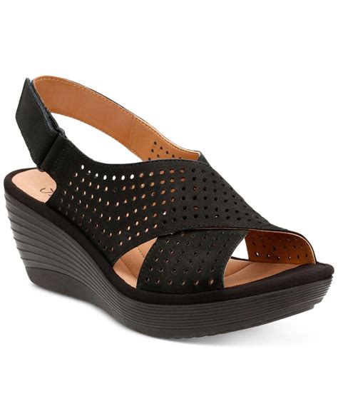 Clarks Women's Reedly Variel Wedge Sandals in Black | Lyst