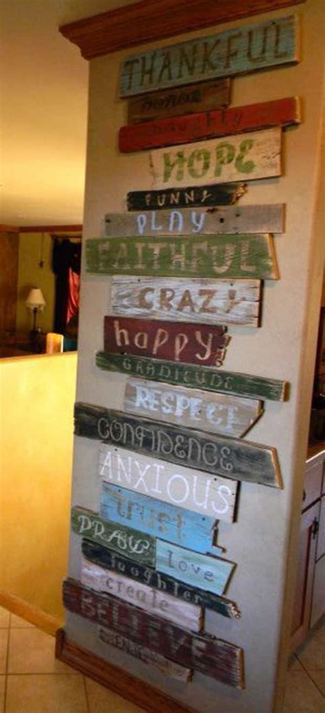 20+ Recycled Pallet Wall Art Ideas for Enhancing Your Interior