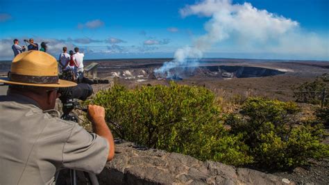 The Ultimate Guide to Hawaii Volcanoes National Park (2024) - FamilyVacationist