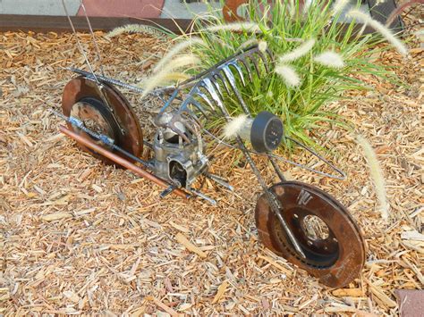 Upcycle-This: Upcycled (Motorcycle) Yard Art