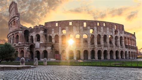 Private Guided Tour Skip-The-Line Colosseum & Ancient Rome