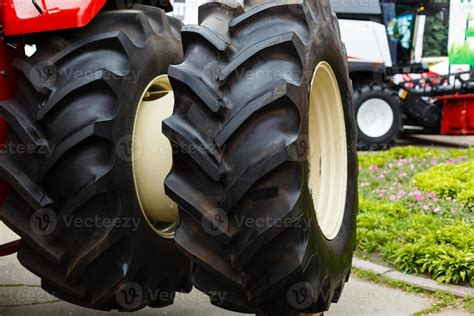 Modern Tractor Close-Up 17659872 Stock Photo at Vecteezy