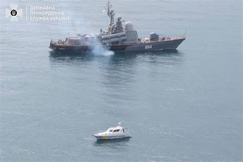 Balaklava Bay, February 2014, “Ivanovets”, armed with anti-ship missiles, threatens a Ukrainian ...