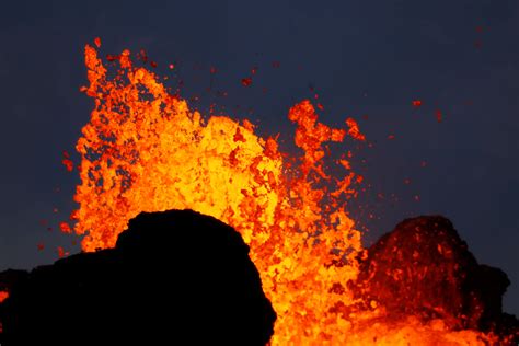 New lava flow crosses onto Hawaii geothermal plant property