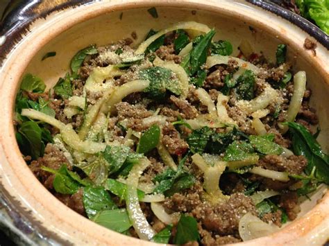 how to make larb beef