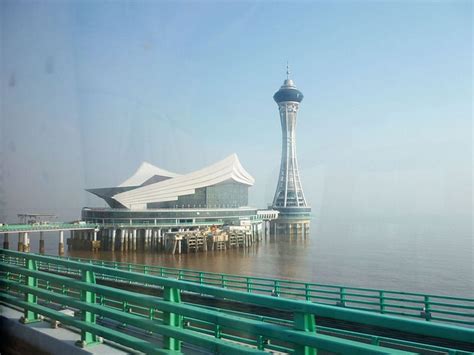 China Press: Hangzhou Bay Bridge