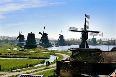 Zaanse Schans, Desa Wisata dengan Pesona Kincir Angin yang Cantik di ...