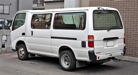 File:Toyota Dyna Route-van 006.JPG