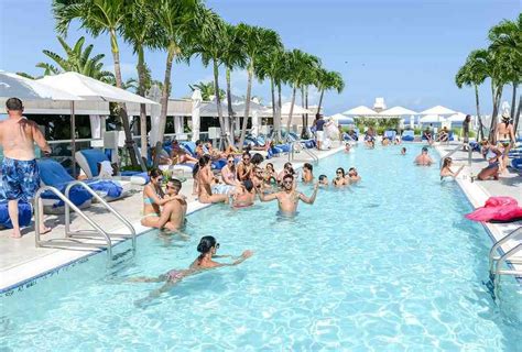 The Hottest Pool Parties in Miami This Summer | Pool party miami, Hot pool party, South beach hotels