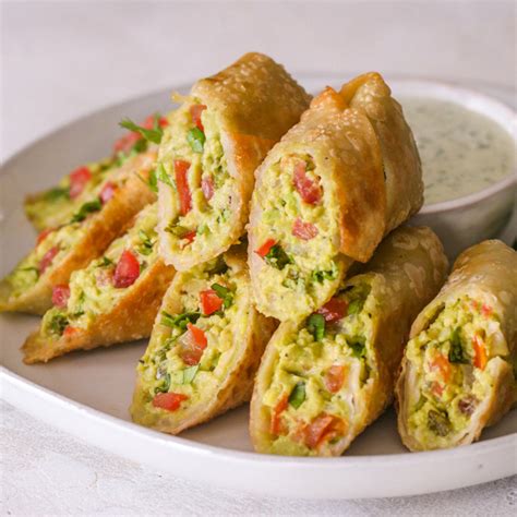 Avocado Egg Rolls | Gimme Delicious