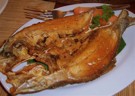 9 Best Seafood Dishes in the Philippines - TasteAtlas