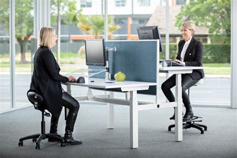 6 Best Ergonomic Office Stool Reviews - Chair Elite