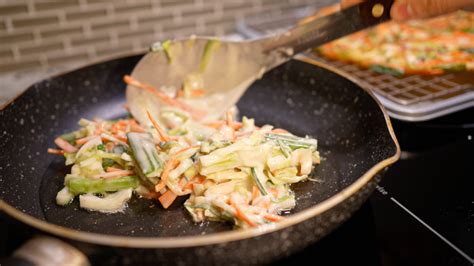 Korean Vegetable Pancake - LookCatchu