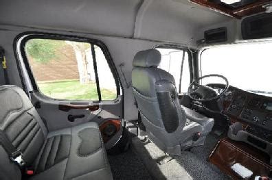 Freightliner Interior