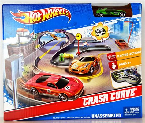 Hot Wheels - Crash Curve - Racing Action! - Playset with Green Car - V8583: Amazon.co.uk: Toys ...