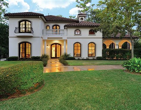 Charming Spanish Mediterranean-style home for sale in Houston