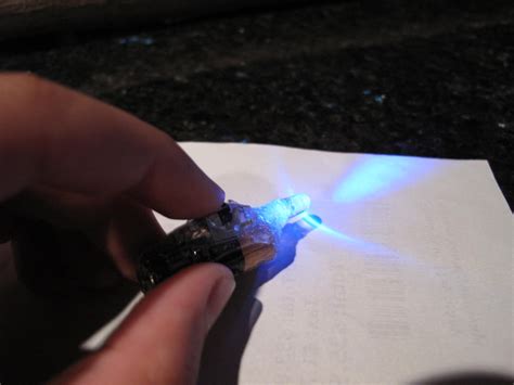 30 Minute Micro Waterproof Flashlight : 5 Steps - Instructables