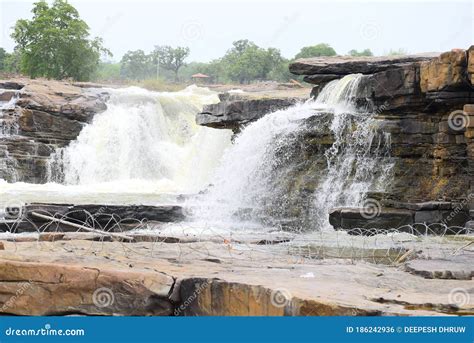 Low Angle View of Chitrakoot Waterfall Stock Photo - Image of season, time: 186242936