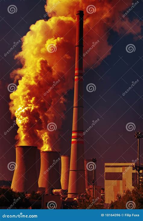 Coal Power Plant and Pollution Stock Photo - Image of emission, coal: 10164396