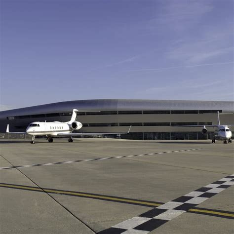 Farnborough Airport | Architecture | Aviation & Rail | 3DReid