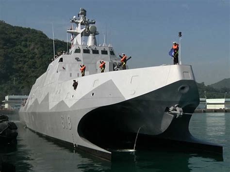 Taiwan Navy's Stealth Missile Warship - Business Insider